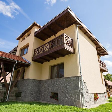 Vila Anna Malnas Bai Exterior photo