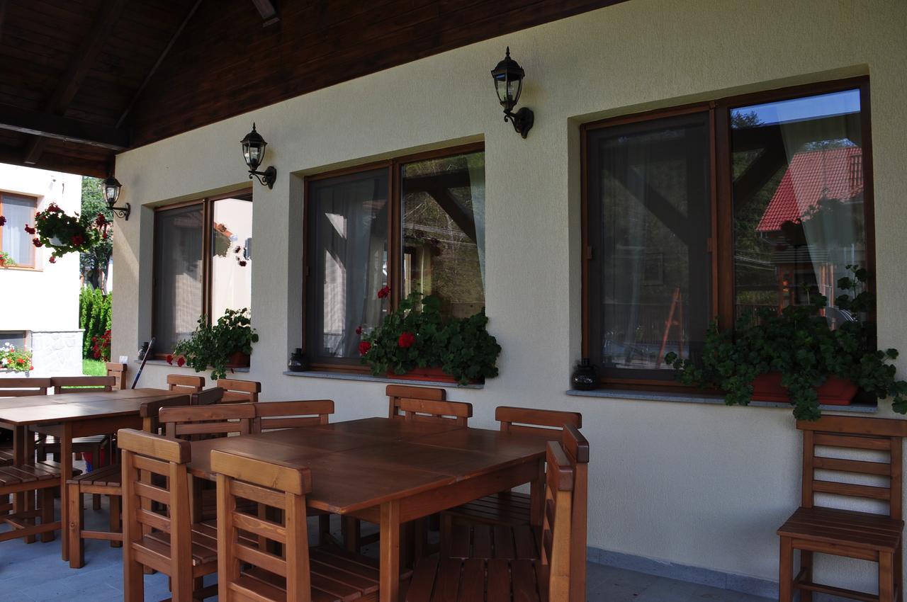 Vila Anna Malnas Bai Exterior photo